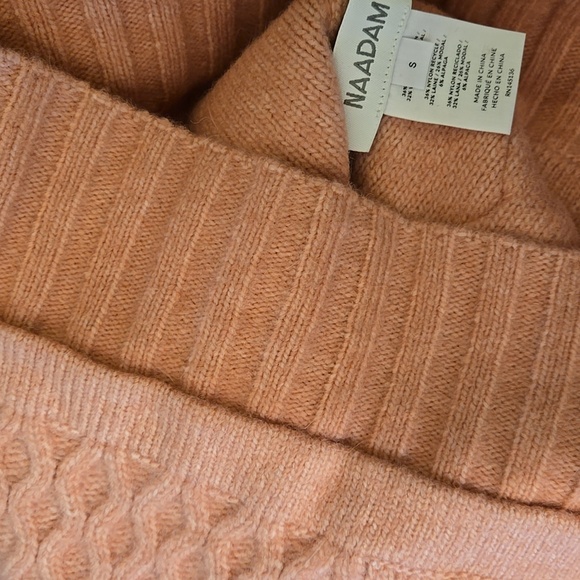 NEW Naadam Wool Alpaca Cable Knit Cutout Cut Out Neck Turtleneck Sweater Rose S - Picture 5 of 7